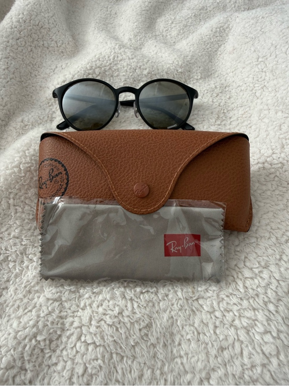 Ray-Ban Chromance Polarized Sunglasses - Picture 8 of 8